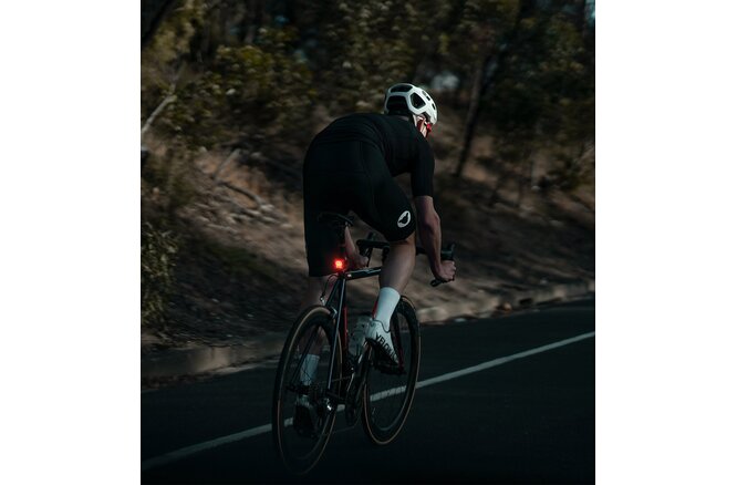 Knog Rücklicht Blinder Skull black