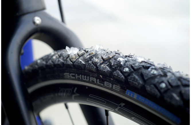 Schwalbe Pneu Marathon Winter Plus 700x50C Starr mit... Reflexstreifen black