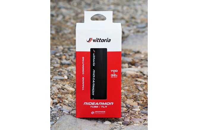 Vittoria Pneu RideArmor 700x30c TLR Graphene + Silica schwarz