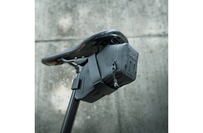 SKS Satteltasche Race Saddle Bag S 400 ml mit Klettverschluss schwarz