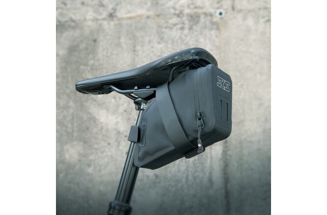 SKS Satteltasche Race Saddle Bag L 750 ml mit Klettverschluss schwarz