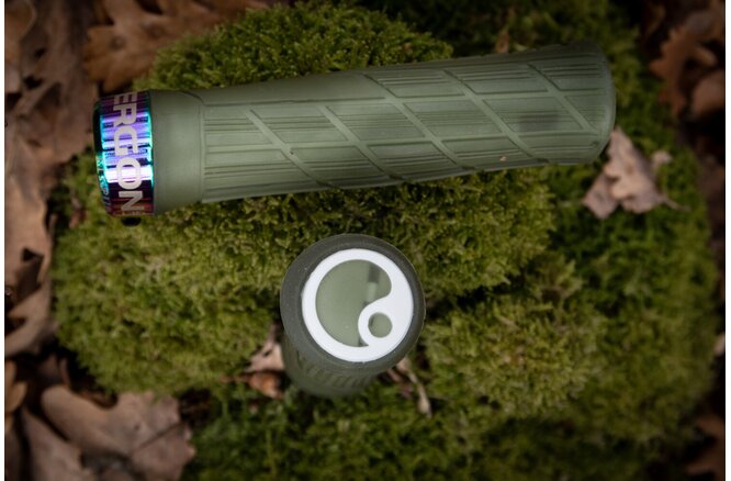 Ergon Lenkergriffe GE1 Evo Factory frozen moss / oil slick