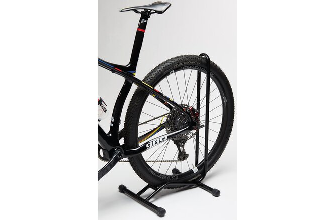 VAR Fahrradständer für 27.5"+ - 29" Räder max. Reifenbreite 3.2" (8.1cm)