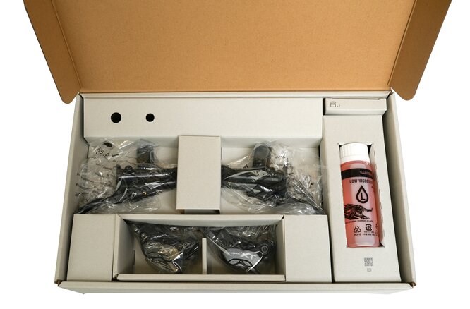 Shimano Scheibenbremsen-Set XT BR-M8220 mit BL-M8200 Upgrade... Kit vorne & hinten Box