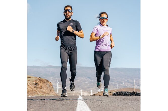 X-BIONIC MEN Invent 4.0 Running Shirt SH SL opal black/arctic white