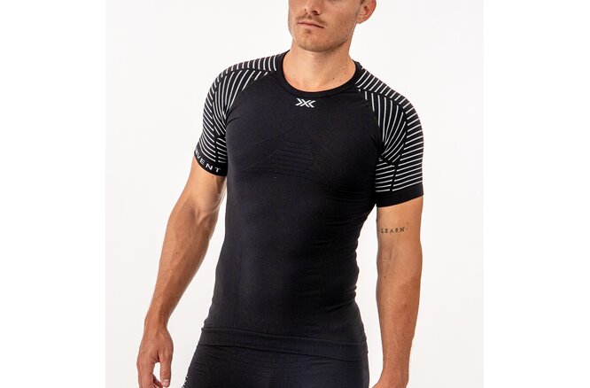 X-BIONIC MEN Invent 4.0 LT Shirt SH SL opal black/arctic white