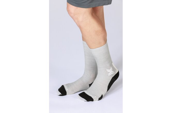 X-SOCKS Run Discover Merino Crew seal grey/light sand